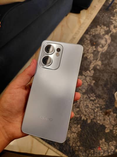 OPPO Reno 13 f