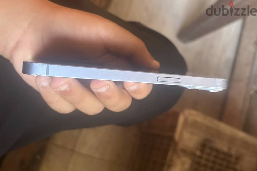 iPhone 14 2
