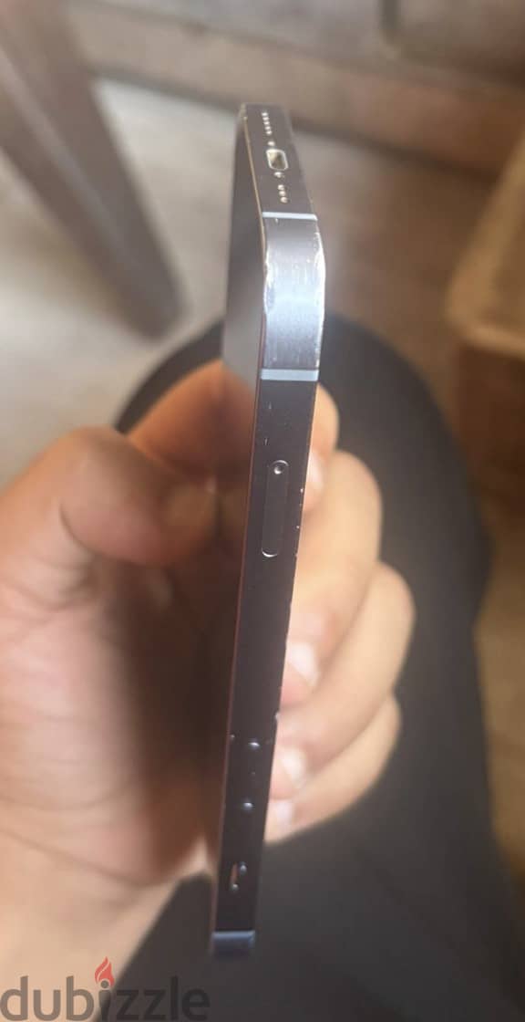iPhone 14 4