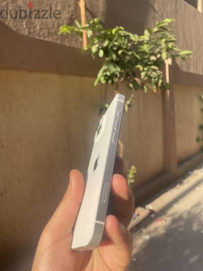 آبل - آيفون 13