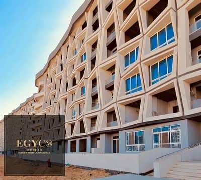 Apartment for sale ready to move and viewing located opposite the Iconic Tower on the Green River in the R7 area of ​​the New Capital
