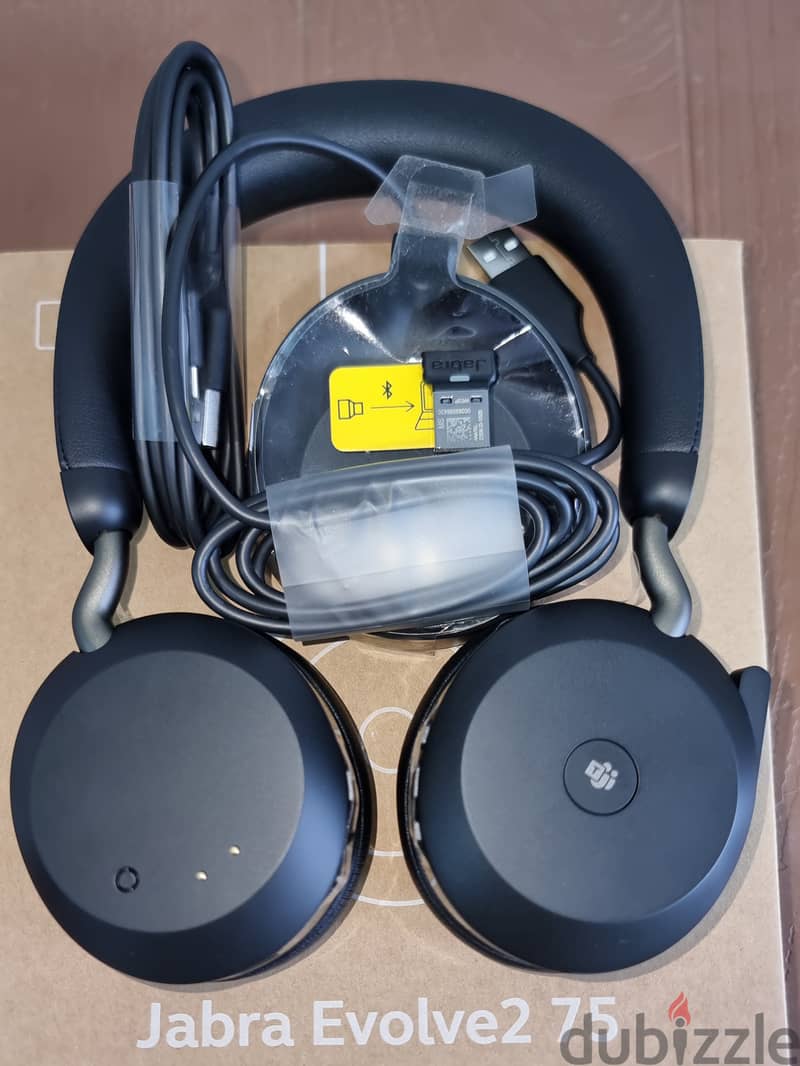 Jabra Evolve2 75 Wireless Headset 5