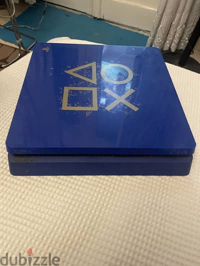 PlayStation 4 slim 1 tb used