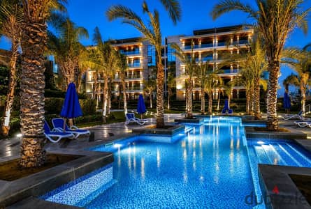 شقة كورنر 200م للبيع في Patio Oro – فيو مفتوح ووتر فيتشر – 3 غرف – تصميم خاص – مرحلة الكلوب هاوس
