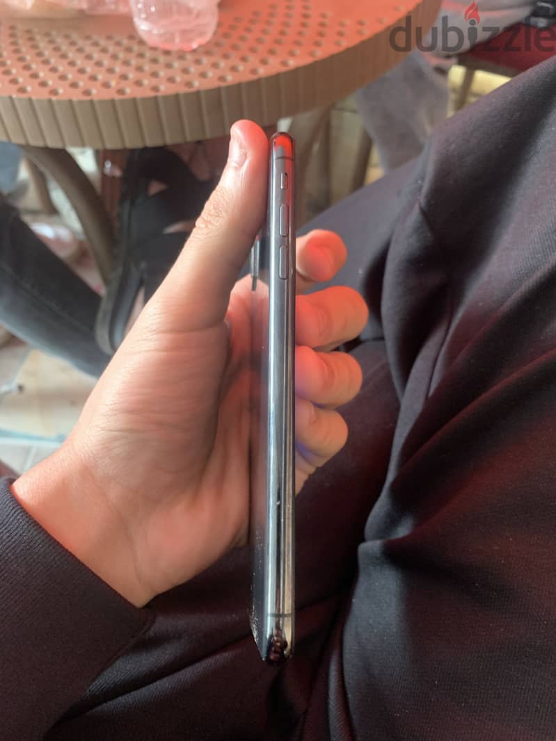 Apple - iPhone XS Max 1
