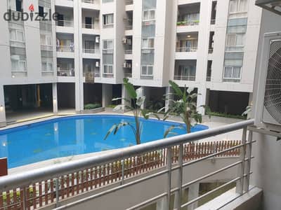 For rent: an office with an area of 250 m² in Crystal Plaza in Zahraa El Maadi, with a direct view of the ring road, equipped with air conditioning.