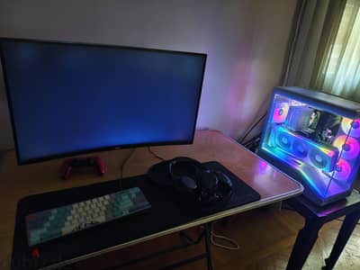 High-End White AM5 Gaming Build