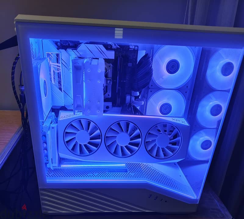Ryzen 5 7600x and RX 9070xt White AM5 Gaming Build 3