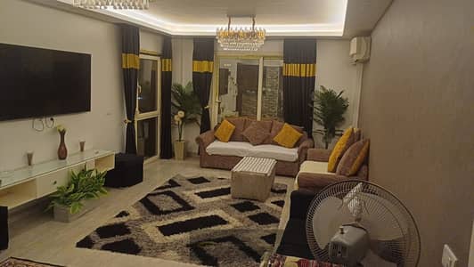 شقه للايجار مفروش فرش کامل فندقي جنه زايد 1 المرحلة الاوله ميدان الافق مباشره شارع سعودي الرئيسي الممتد من مدخل زايد 2 سهل الوصول من جميع مداخل الشيخ