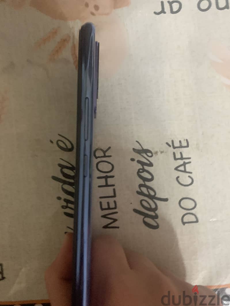 Vivo v21e 3