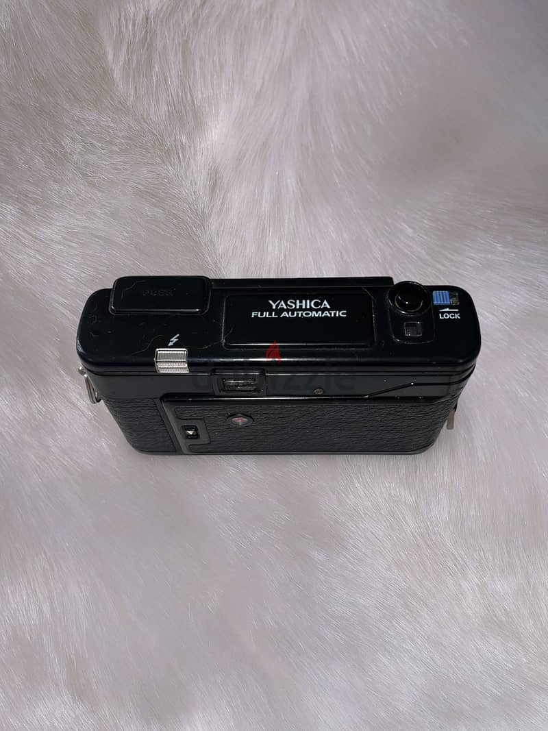 Yashica 5 Star Auto Focus Motor Camera 2