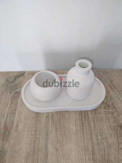 طقم ديكور كونكريت ( فازة + كوستر + مبخره ) 
