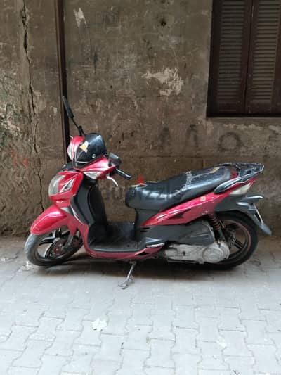 سكوتر بحاله جيده