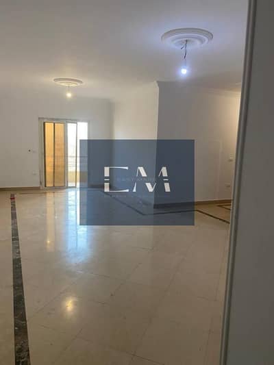 Apartment for Rent with Kitchen , A. C Open View