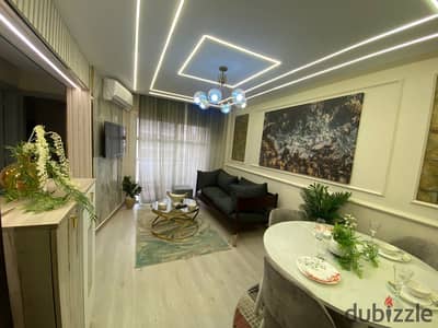 شقة فندقية أنيقة للإيجار في مدينتي B7 | فرش فاخر وسكن جاهز فورًا 