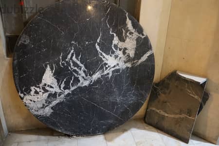 ترابيزة رخام مكسورة Broken Marble Table القرص سليم
