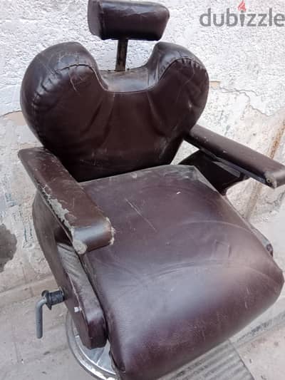 كرسى حلاقة رجالى أو حريمى