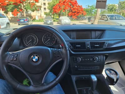 BMW X1 2011