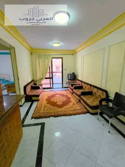 شقه  بالفرش في اسكندرية شاطئ النخيل العجمي تشطيب التـــــــــــرا لوكس