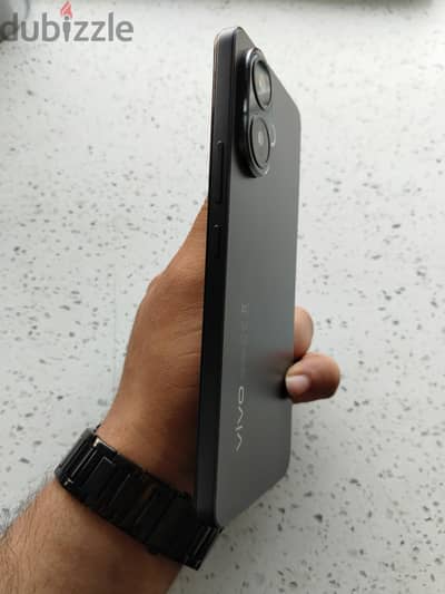 Vivo V60