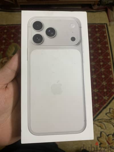 Iphone 17pro max 256g متبرشم جديد