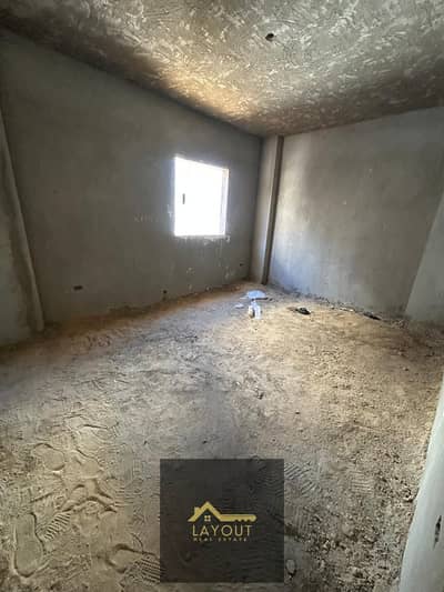  3,800,000 جنيه | شقة 130م للبيع في كمبوند البارون  3 غرف نوم – كمبوند متكامل الخدمات – فرصة سكن واستثمار