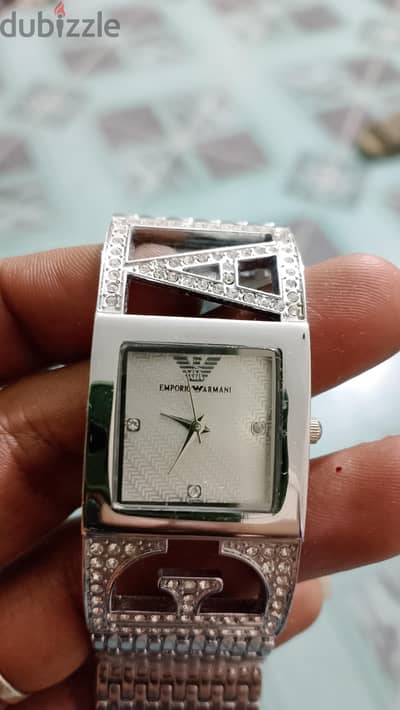 ساعة Emporio Armani حريمي 10F3 مستوردة