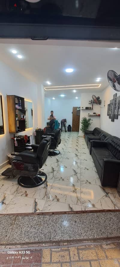 محل للبيع  مميز للاستثمار والتجارة تانى نمرة من عبد الناصر ٣ متر بينو وبين الرئيسى جمال عبد الناصر وقريبة لاسواق الشريف وشارع اطلس