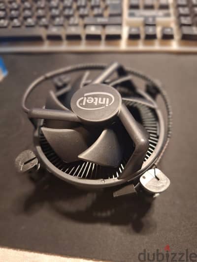 مروحة تبريد استوك معالج I5-11400F - جديدة لم تستخدم