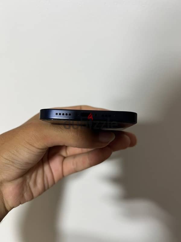IPhone 12 4