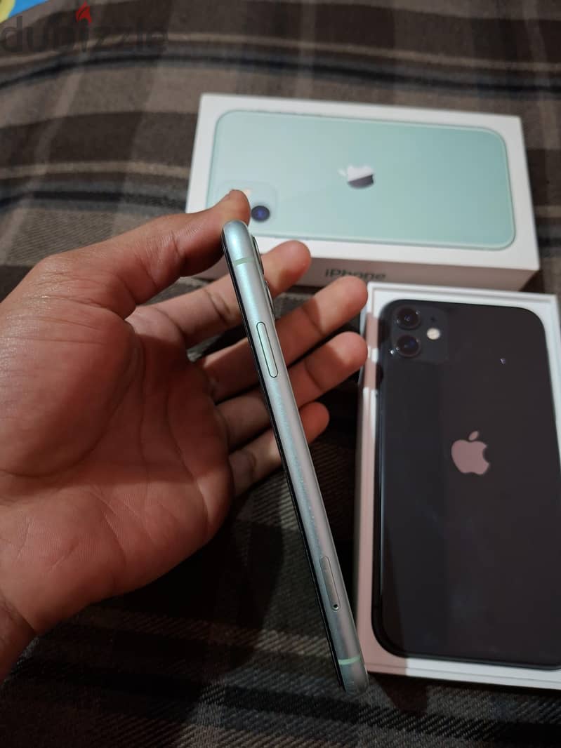 Apple - iPhone 11 4