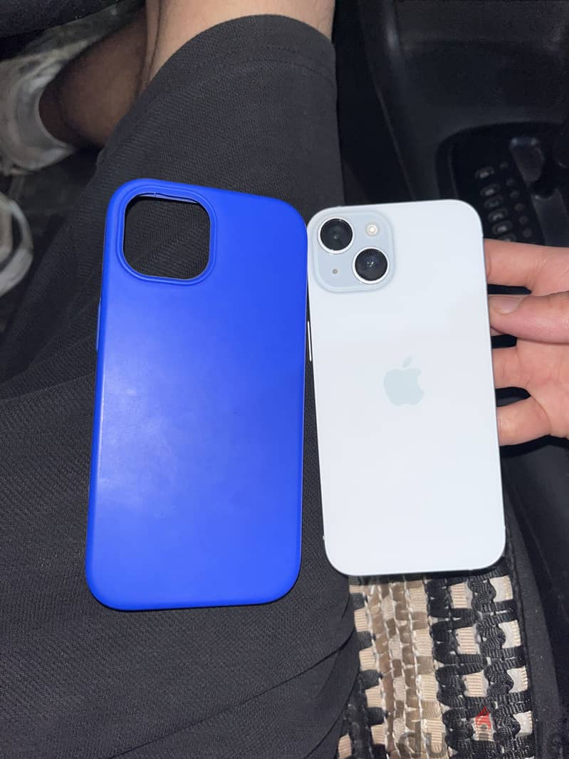 Apple - iPhone 15 4