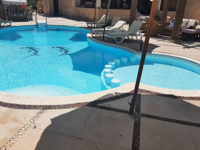 فيلا للبيع بمارينا 5 على البحيرة مباشرة