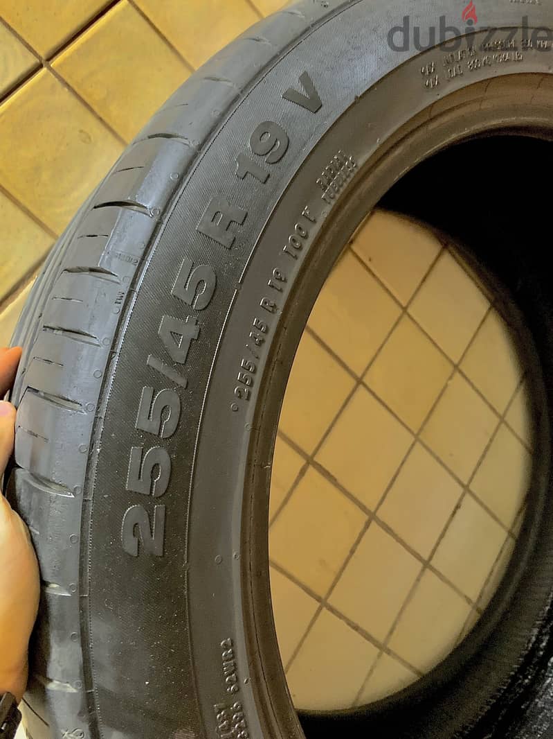 Continental 255 45 r19 4
