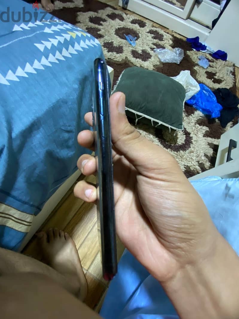Apple - iPhone 11 Pro 6