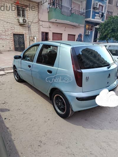 فيات بونتو 2001 للبيع المهندسين