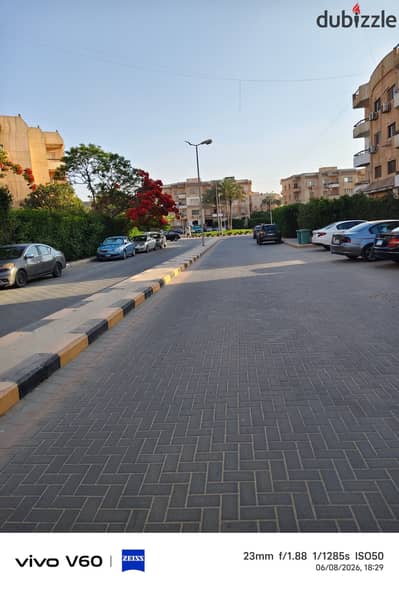 شقه للبيع في كمبوند رامو وادي الربيع موقع مميز لمول العرب وجامعه مصر