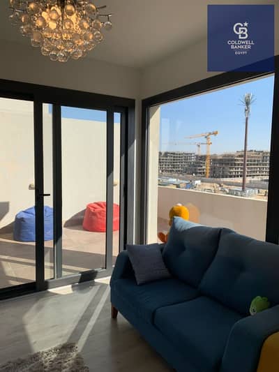 Immediate delivery duplex resale, fully finished in modern style, with a sea view in Al Burouj Compound, next to the medical center,at a special price