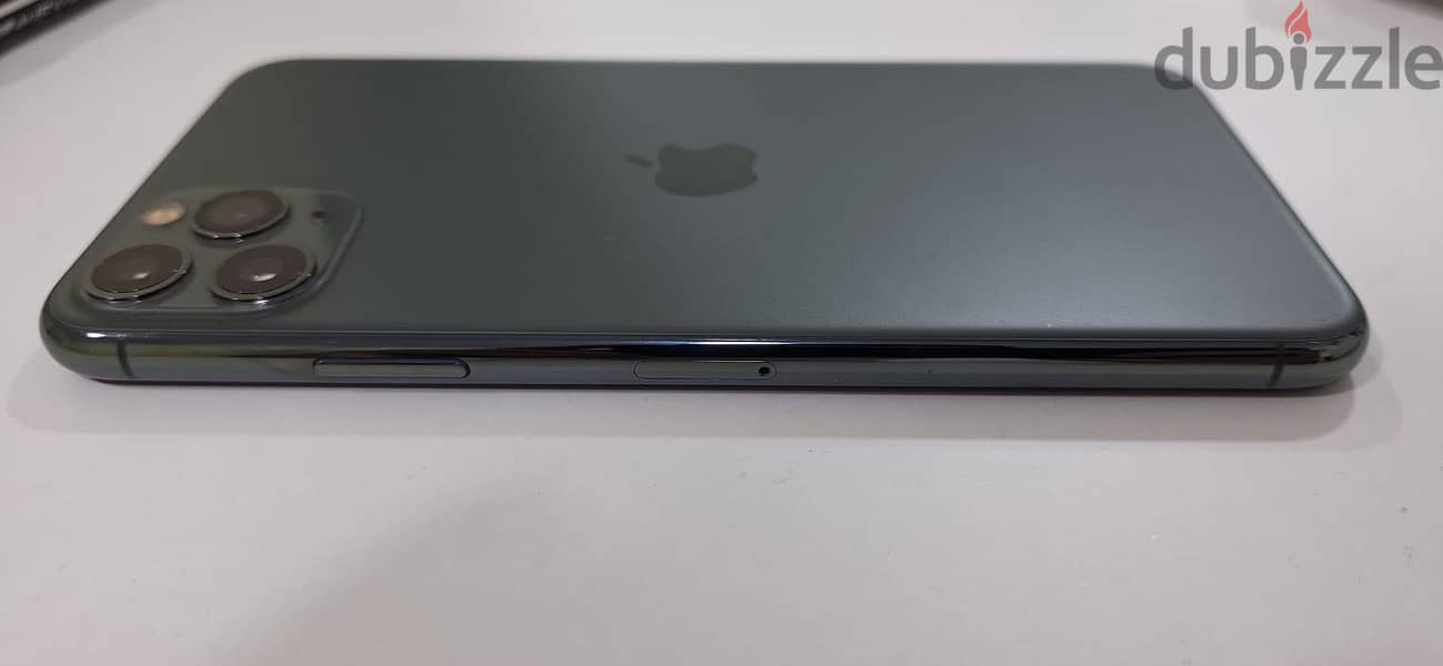 Apple - iPhone 11 Pro Max 6