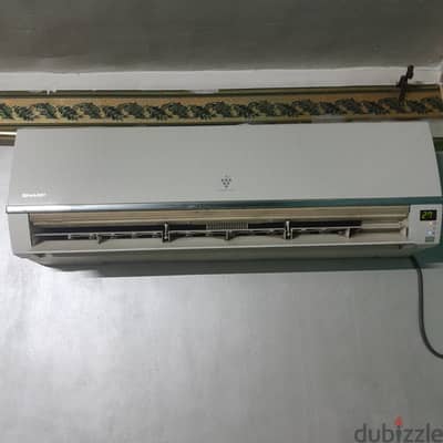تكييف شارب بلازما ديجيتال 2 وربع حاله ممتازه