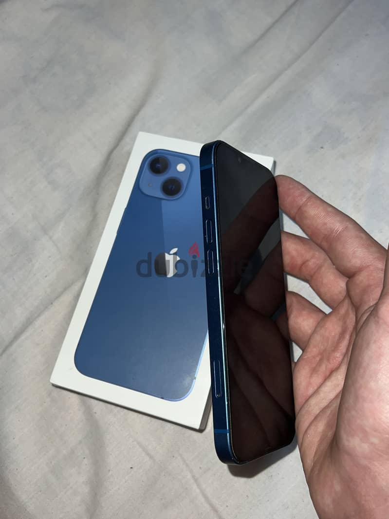 Apple - iPhone 13 8