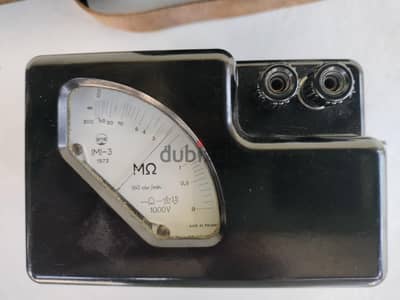 جهاز ميج أوم متر (Megohmmeter)