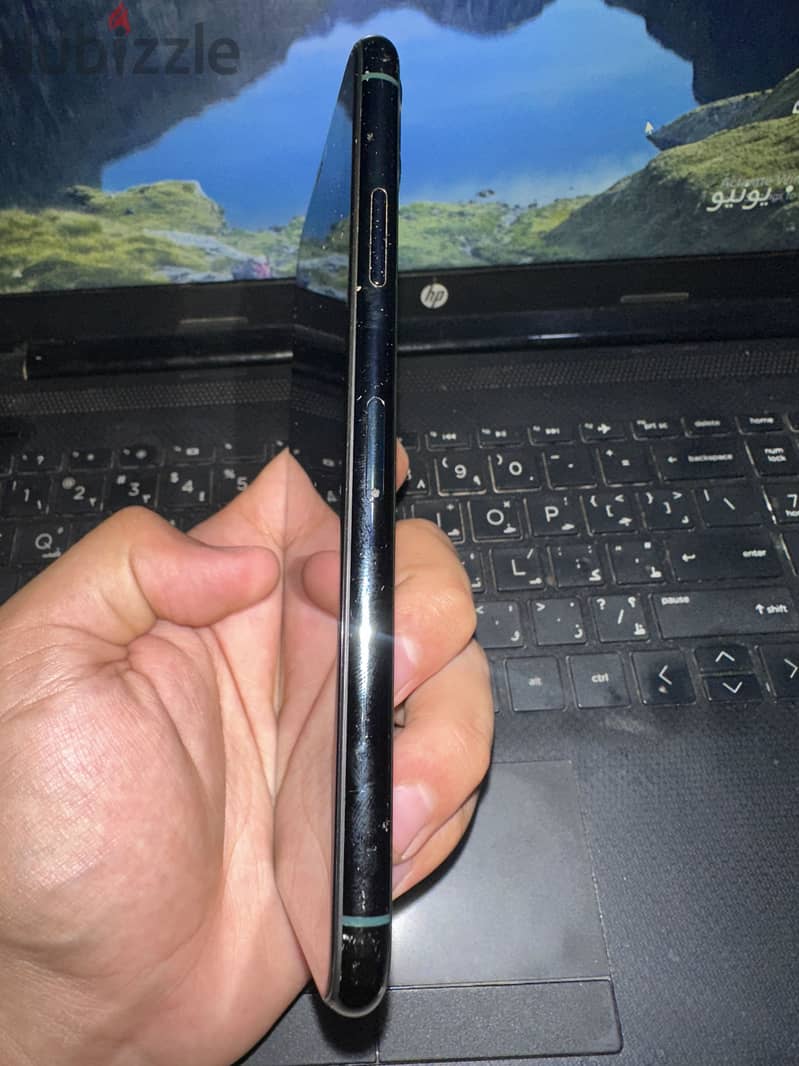 Apple - iPhone 11 Pro Max 3