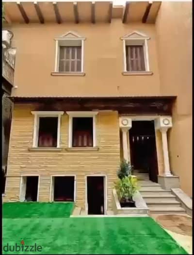 Independent villa for rent 250 m land area divided into 3 floors each floor 150 m 8 rooms and 4 bathrooms branching Beirut Street