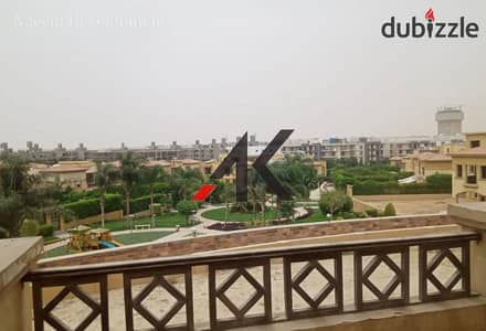 بموقع مميز توين هاوس للبيع في لا تيرا  - القاهرة الجديدة