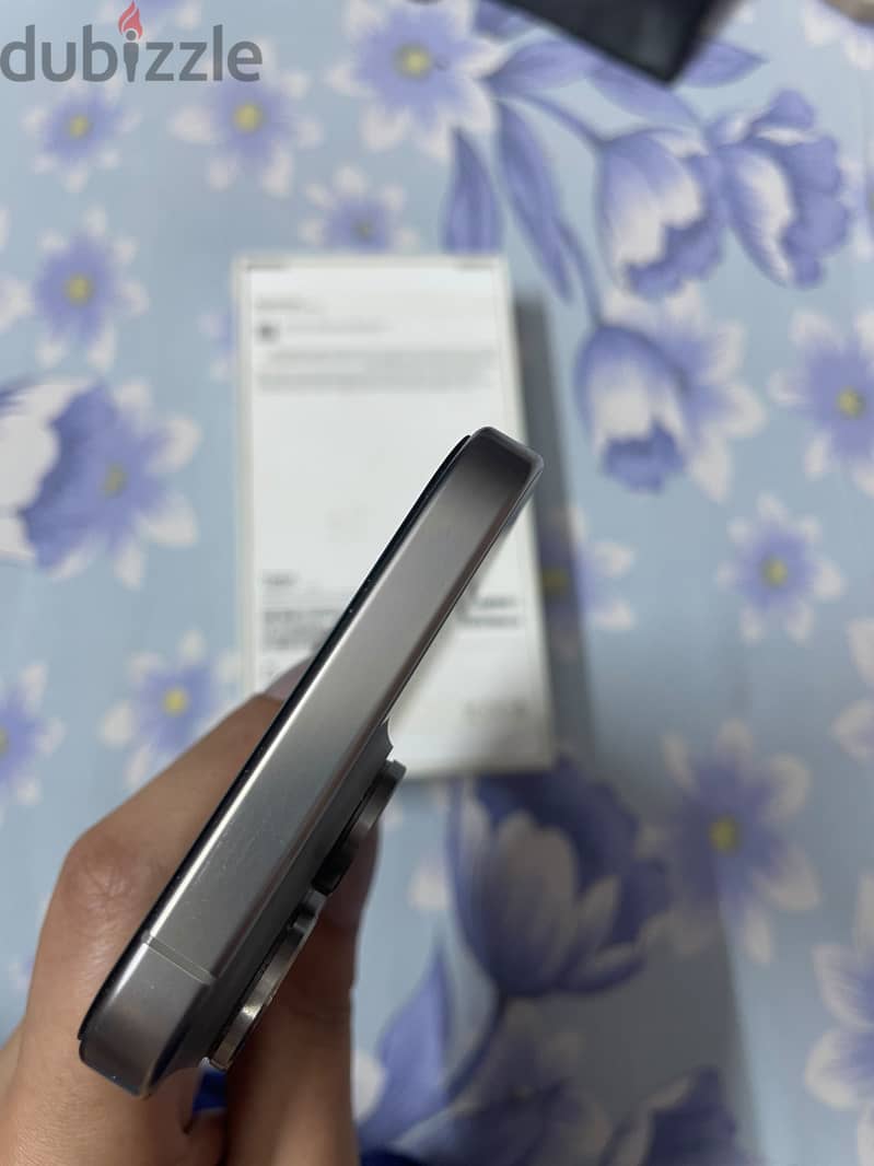 Apple - iPhone 16 Pro Max 2