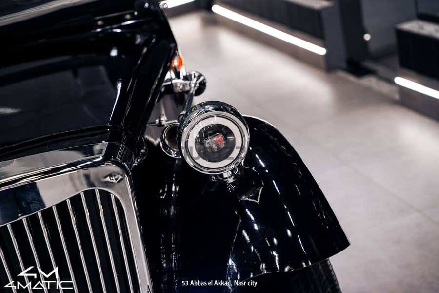 Vintage Golf car Black 9