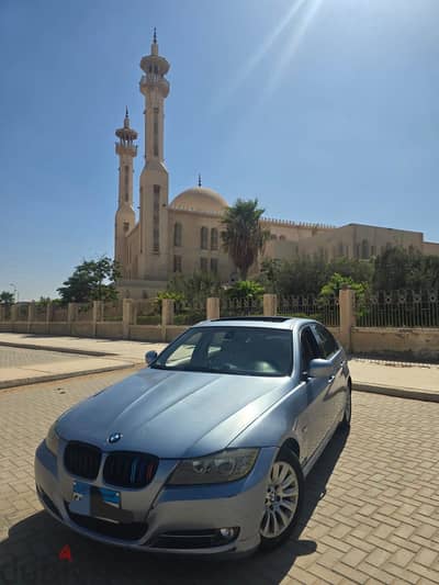 بي ام رابليو 320 2009 \ BMW 320 2009
