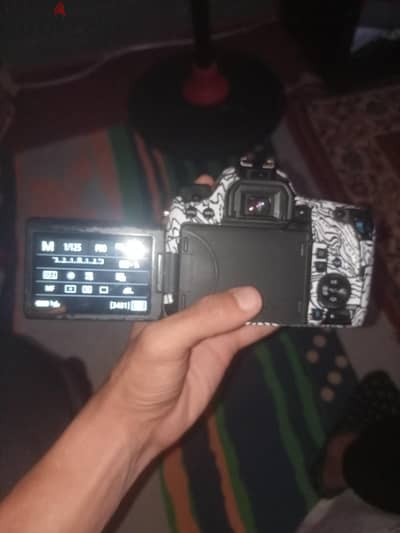 كاميرا كانون 77d canon