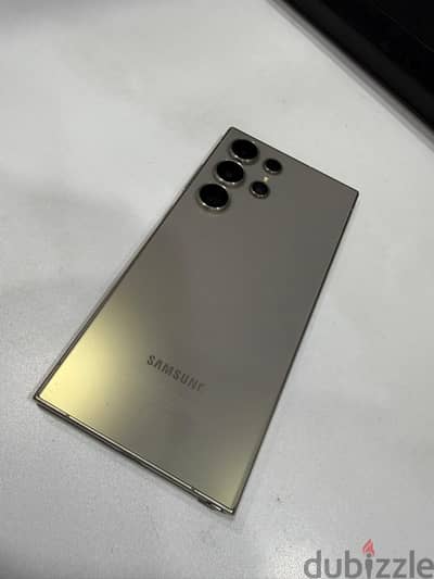 Samsung s24 ultra  متاح تبديل ايفون iphone 15 pro max or 16 max